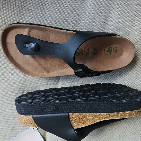 Birkenstock Shoes - Sz 7- Birkenstock PAPILLIO Gizeh Vegan Platform Thong Sandal Black, 38